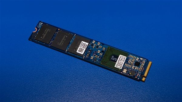 Intel企業(yè)級(jí)傲騰M.2 SSD首曝